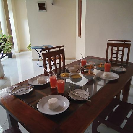 Malwaththa Mount Villa Kandy Ngoại thất bức ảnh