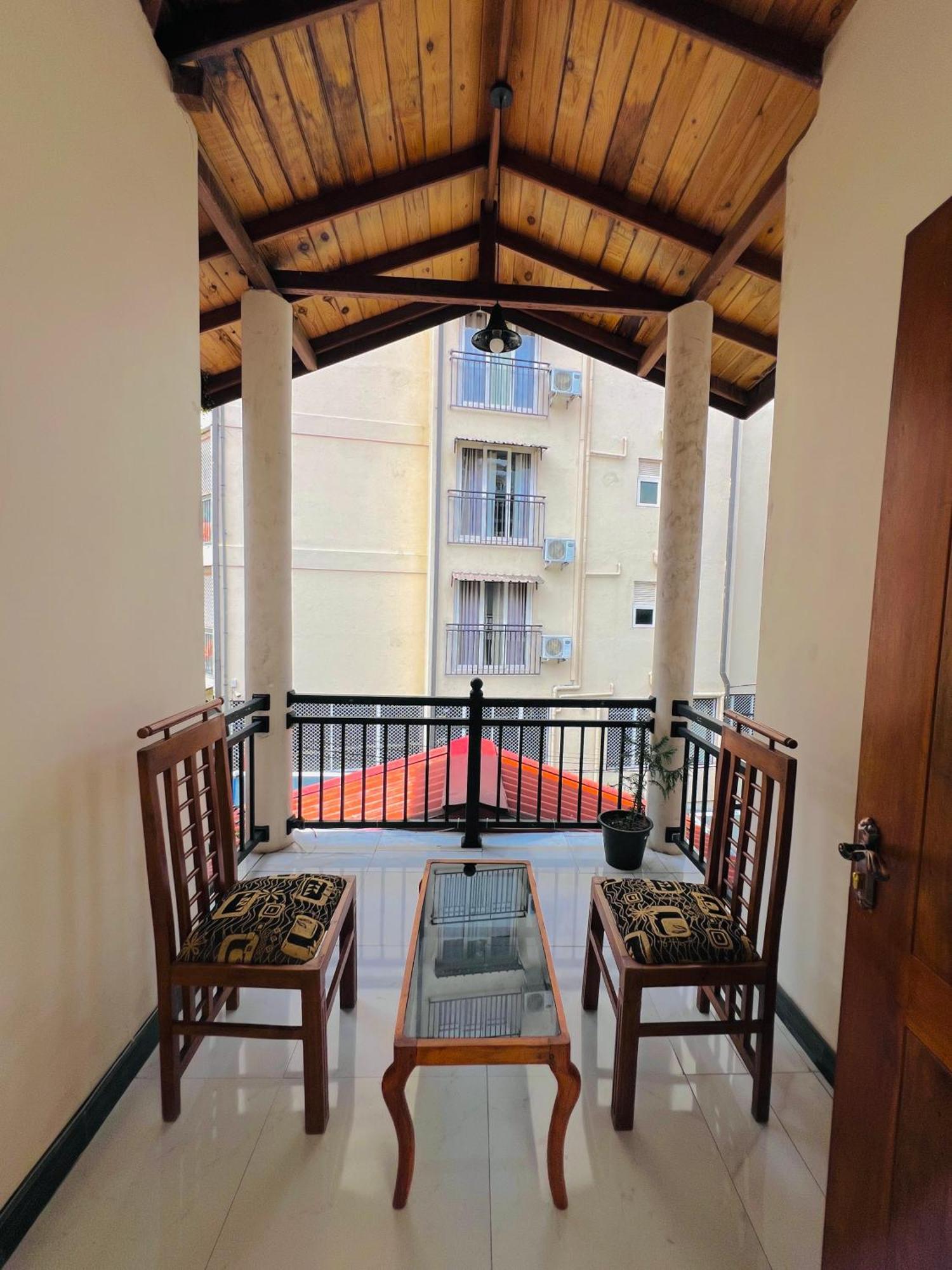 Malwaththa Mount Villa Kandy Ngoại thất bức ảnh
